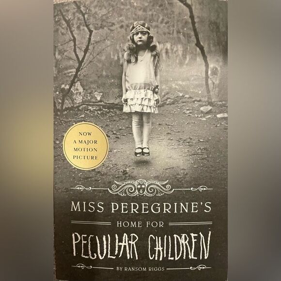 💋3 for $30 Sale💲 Miss Peregrine’s Home For Peculiar Children by Ransom Riggs - Picture 1 of 4